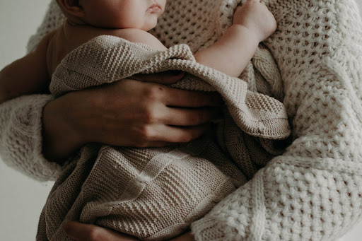 8 Common Breastfeeding Problems That New Mothers May Experience
